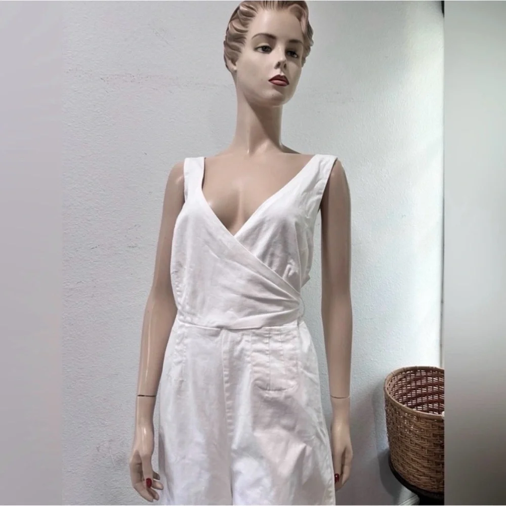 Anthropologie Sleeveless Wide-Leg Jumpsuit in Light Cream - Picture 5 of 16